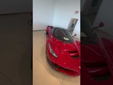 Leia mais sobre o artigo FERRARI LAFERRARI 0km #ferrari #laferrari #car #friends