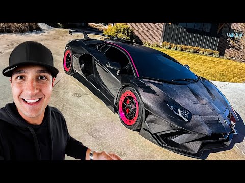 Leia mais sobre o artigo LAMBORGHINI AVENTADOR TODA EM FIBRA DE CARBONO * ENCONTRO DE ESPORTIVOS NOS ESTADOS UNIDOS 🇺🇸 *